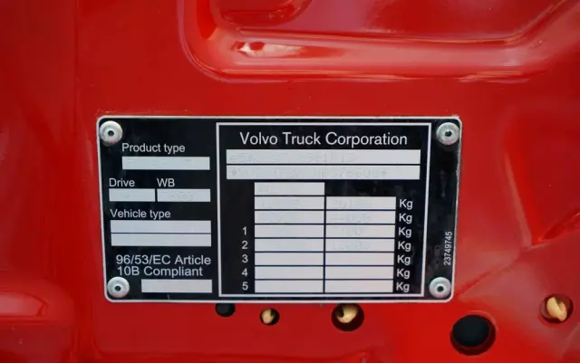VOLVO FM 430 / PEŁNY ADR / WAGA: 6500 KG / NISKA KABINA / 2022 ROK / PO ZŁOTYM KONTRAKCIE SERWISOWYM / 