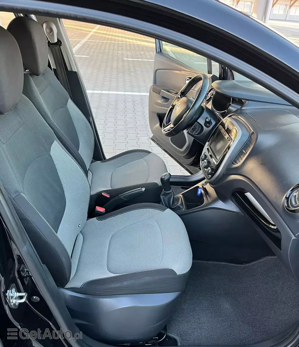 RENAULT Captur 