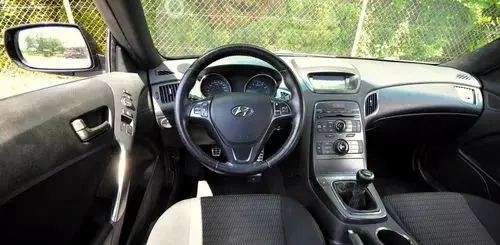 HYUNDAI Genesis Coupe 