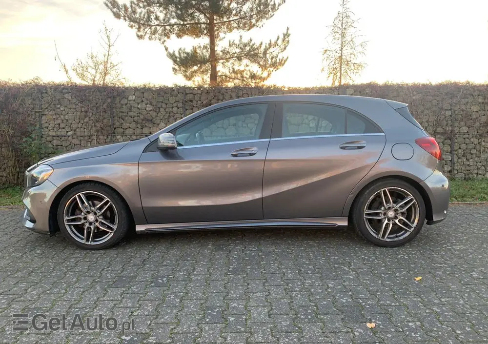 MERCEDES-BENZ Klasa A 180 7G-DCT AMG Line
