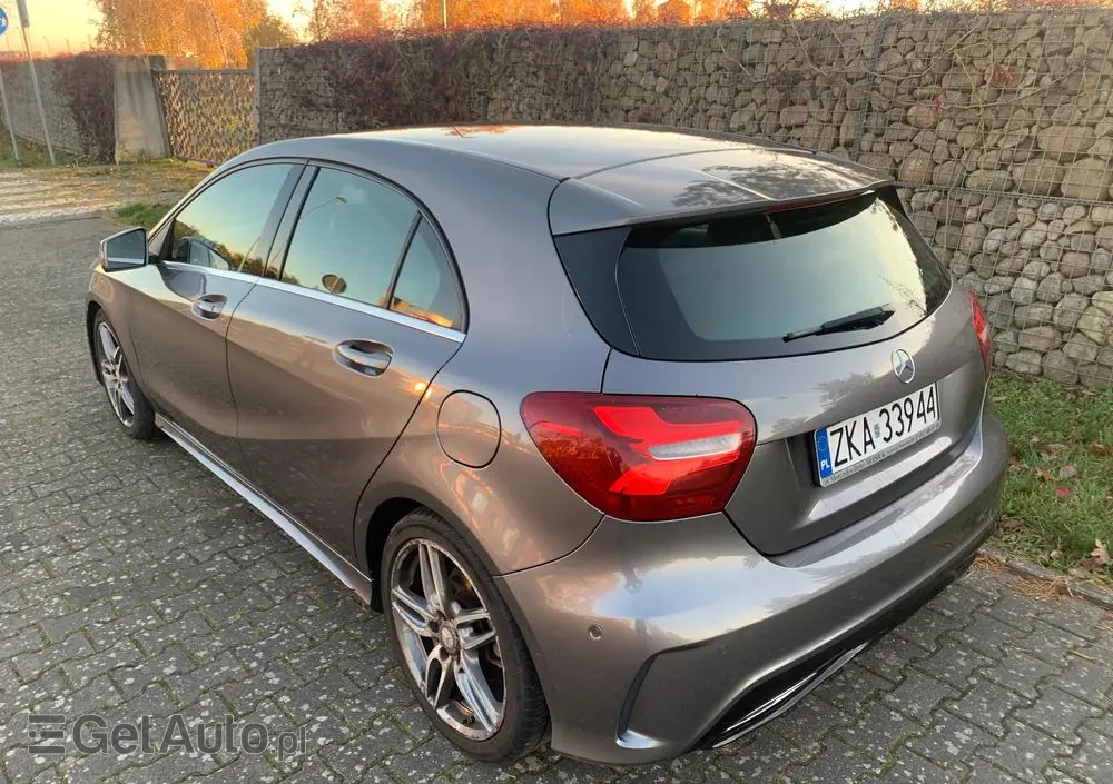 MERCEDES-BENZ Klasa A 180 7G-DCT AMG Line