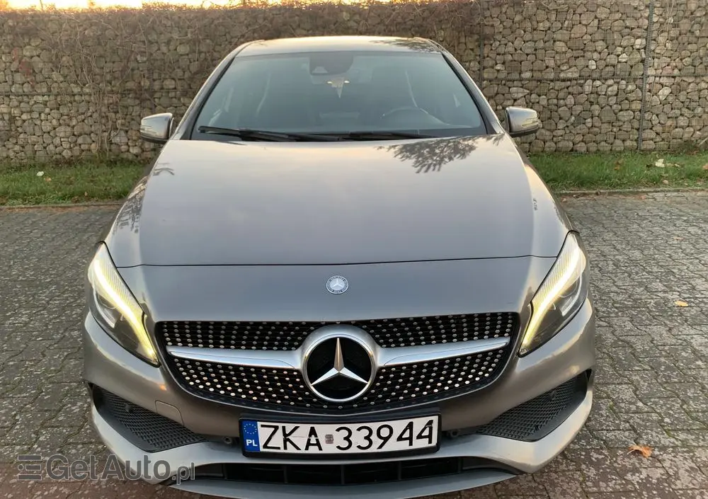 MERCEDES-BENZ Klasa A 180 7G-DCT AMG Line