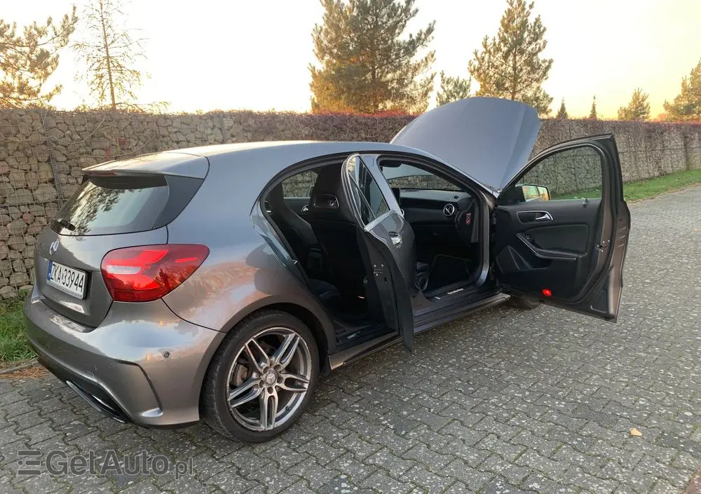 MERCEDES-BENZ Klasa A 180 7G-DCT AMG Line