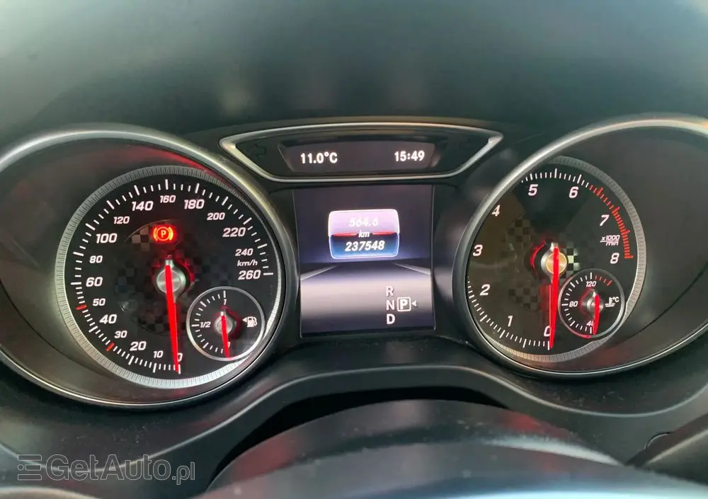 MERCEDES-BENZ Klasa A 180 7G-DCT AMG Line