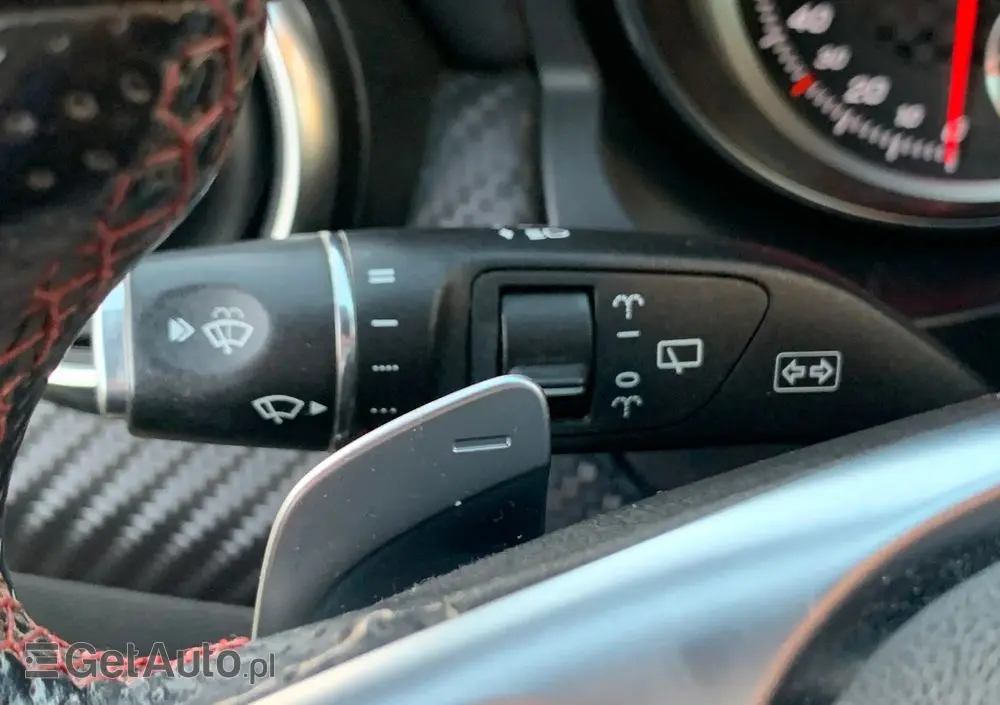 MERCEDES-BENZ Klasa A 180 7G-DCT AMG Line