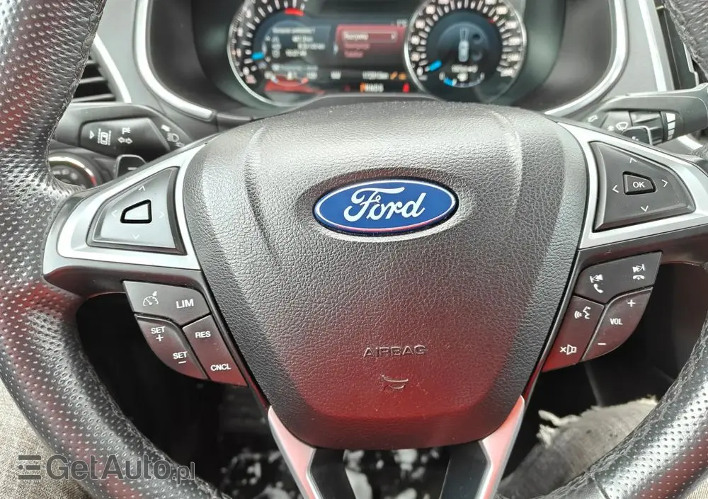 FORD S-Max 2.0 TDCi Bi-Turbo Titanium PowerShift