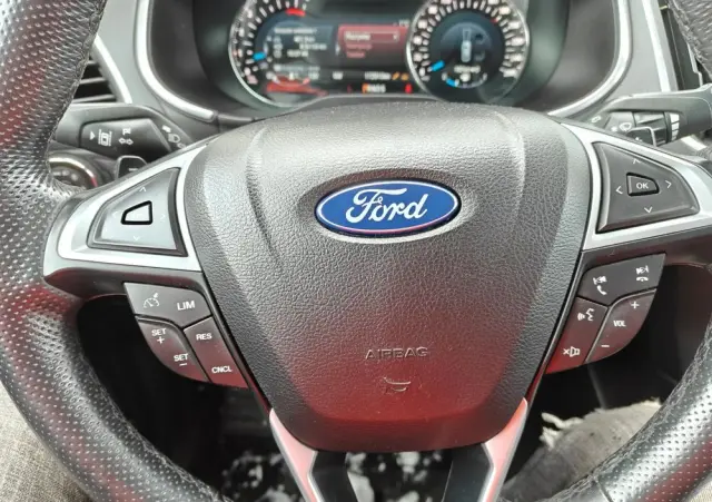 FORD S-Max 2.0 TDCi Bi-Turbo Titanium PowerShift