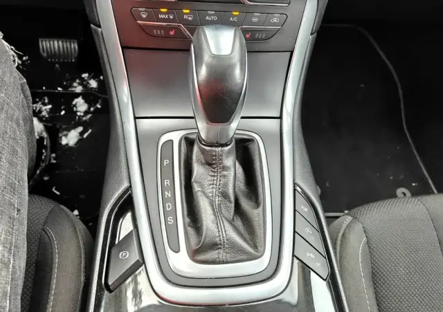 FORD S-Max 2.0 TDCi Bi-Turbo Titanium PowerShift