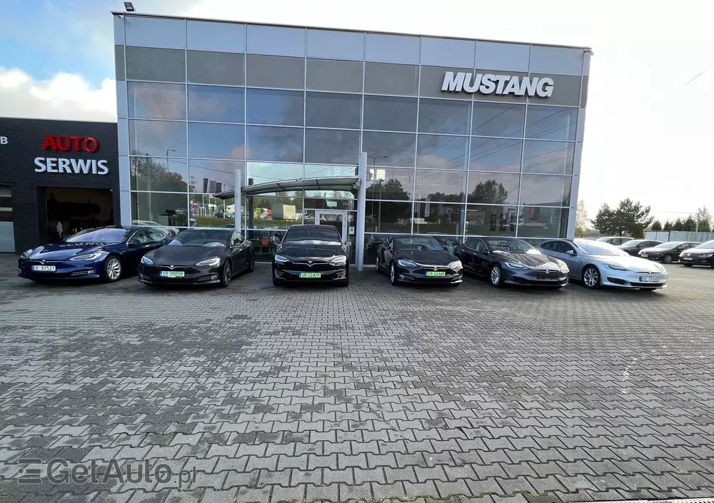 TESLA Model S Standard Reichweite