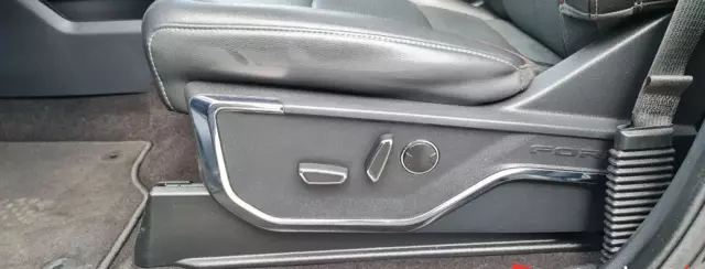 FORD F-Series F-100/F-150 