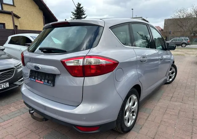 FORD C-MAX 1.6 Ti-VCT Champions Edition