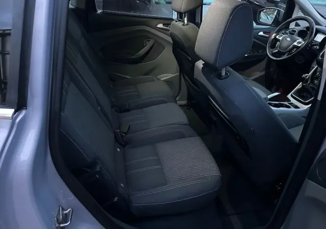 FORD C-MAX 1.6 Ti-VCT Champions Edition
