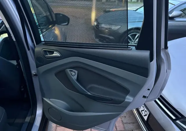 FORD C-MAX 1.6 Ti-VCT Champions Edition