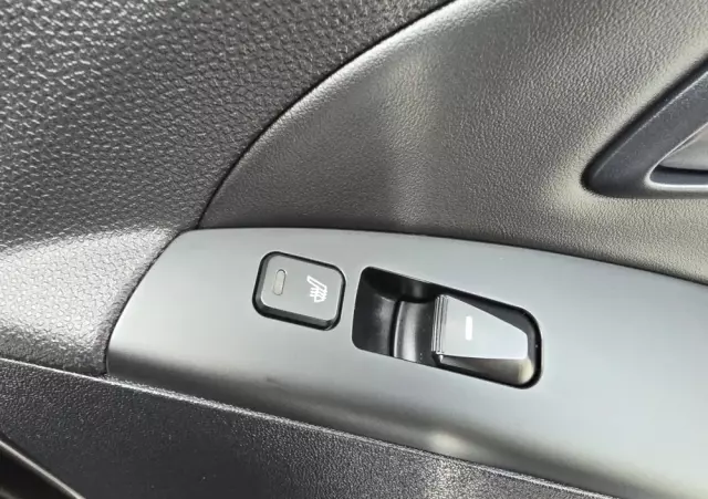 HYUNDAI Ix35 1.6 2WD Style