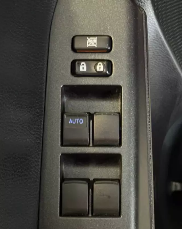 TOYOTA RAV4 2.5 4x2 Hybrid Executive