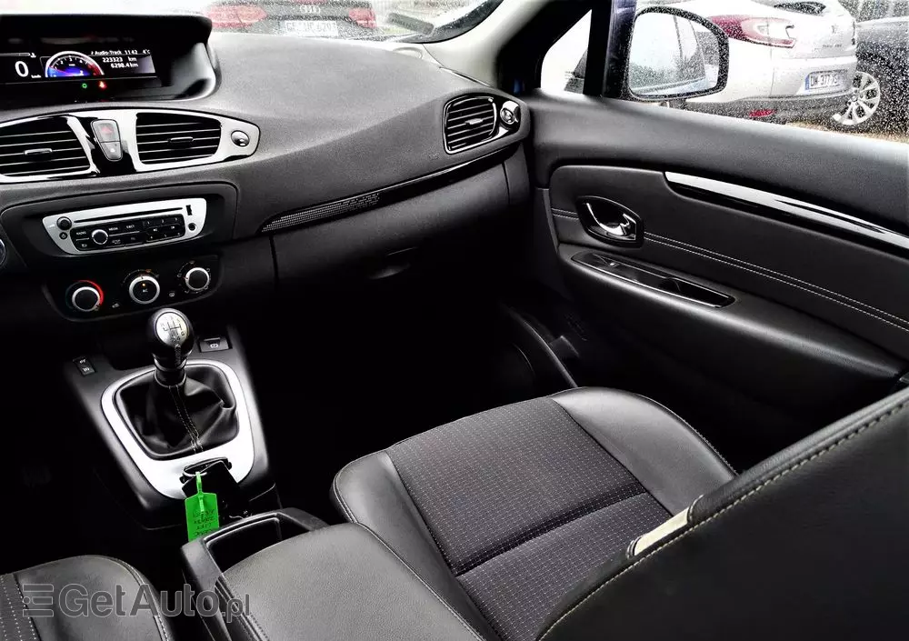 RENAULT Scenic 1.5 dCi Limited