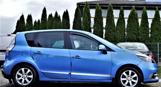 RENAULT Scenic 1.5 dCi Limited