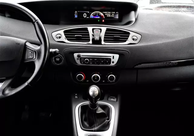 RENAULT Scenic 1.5 dCi Limited