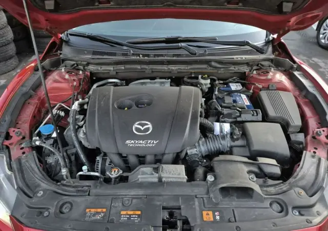MAZDA 6 