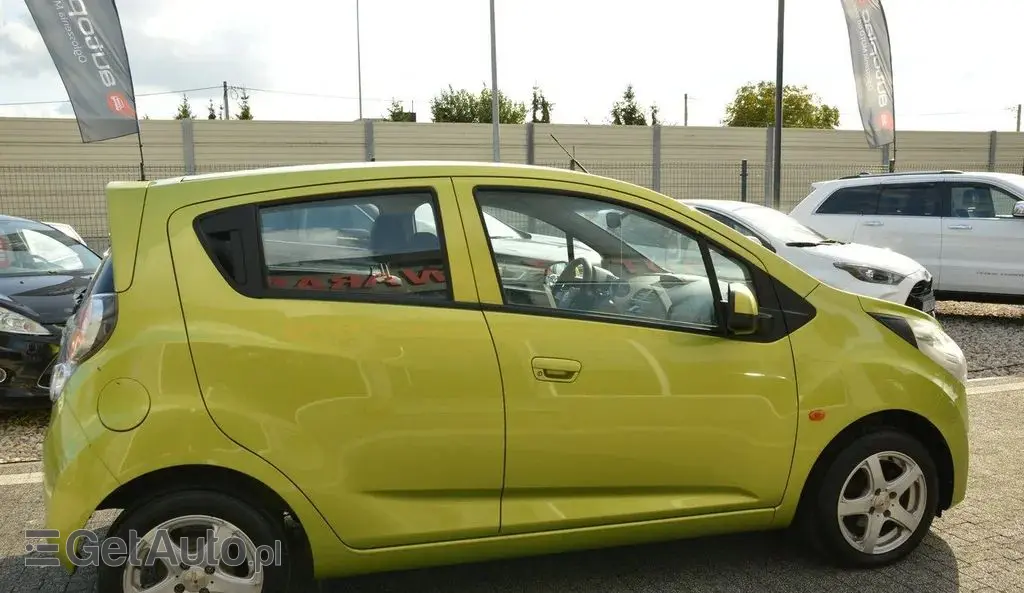 CHEVROLET Spark 