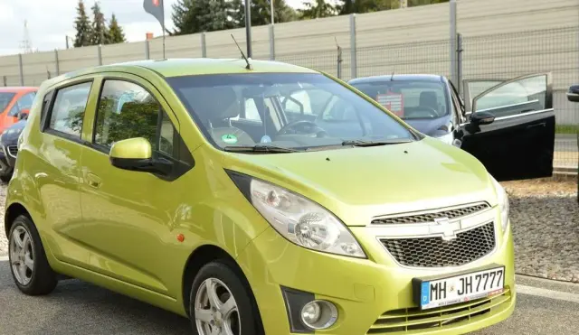 CHEVROLET Spark 