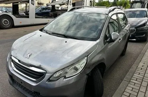 PEUGEOT 2008 