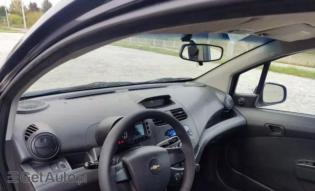 CHEVROLET Spark 