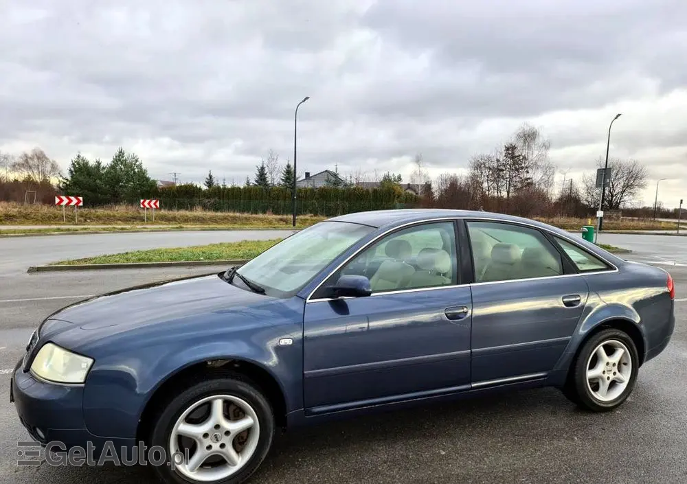 AUDI A6 Limousine 