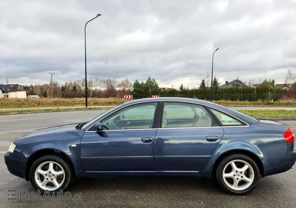 AUDI A6 Limousine 