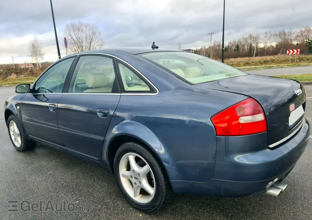 AUDI A6 Limousine 
