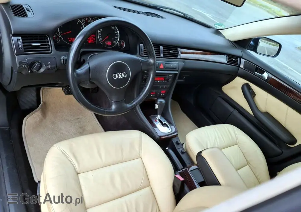 AUDI A6 Limousine 