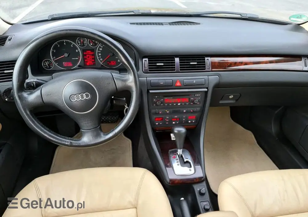 AUDI A6 Limousine 