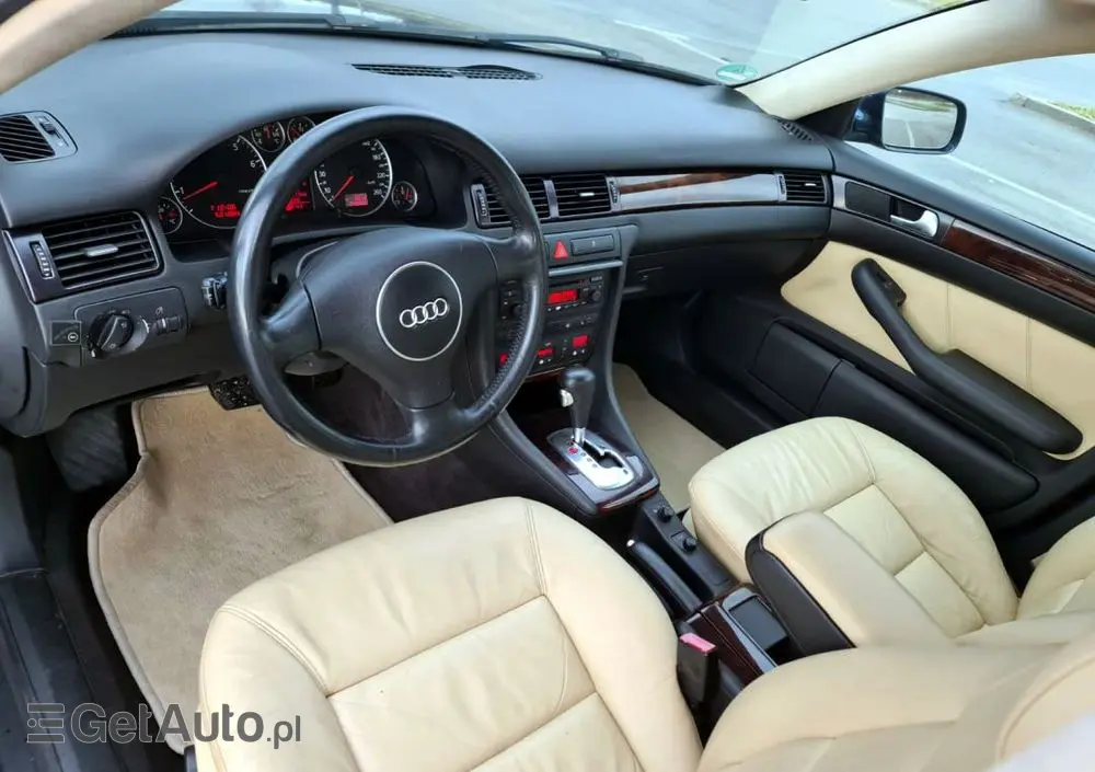 AUDI A6 Limousine 