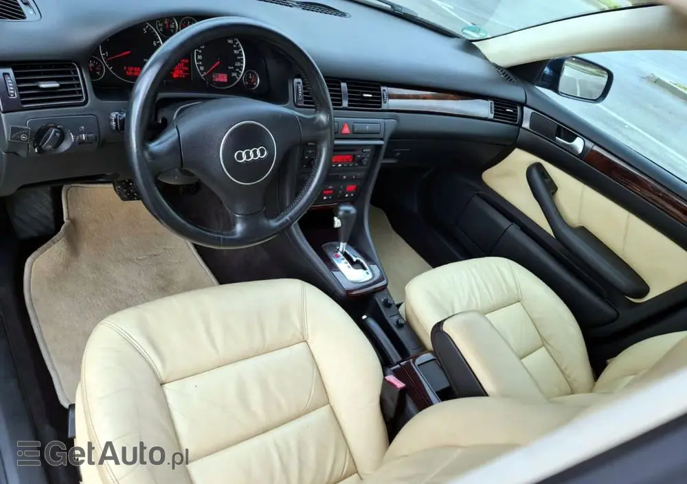 AUDI A6 Limousine 