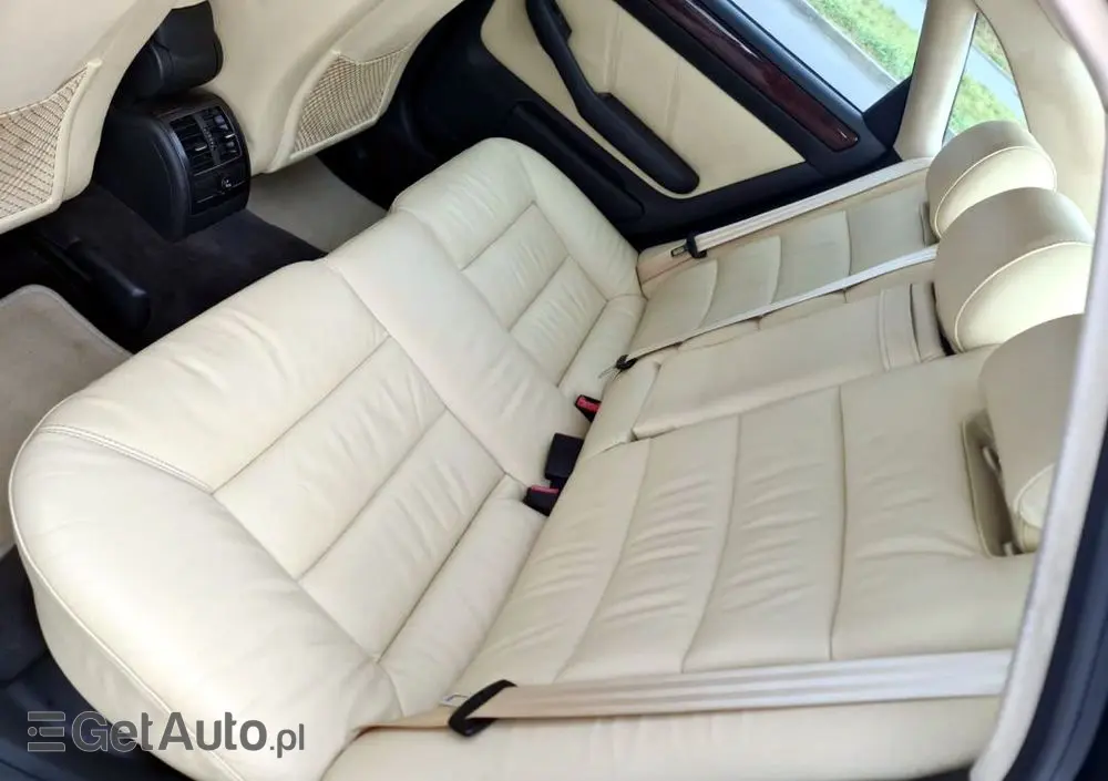 AUDI A6 Limousine 