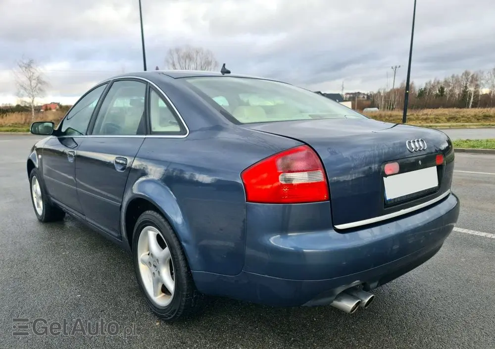 AUDI A6 Limousine 