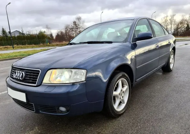 AUDI A6 Limousine 