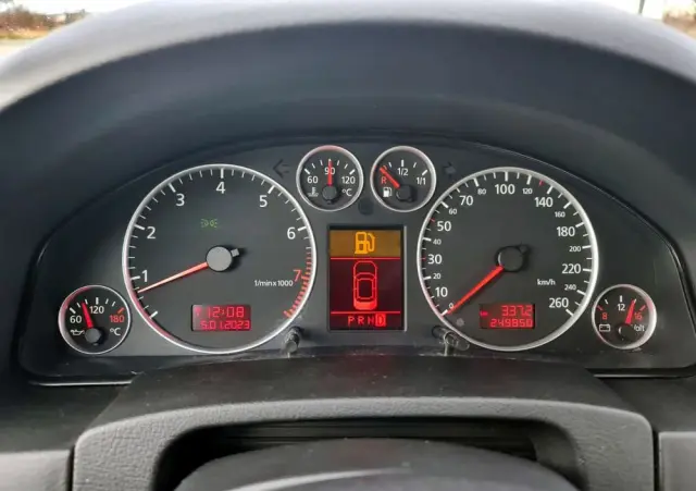 AUDI A6 Limousine 