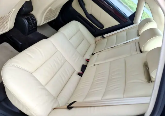 AUDI A6 Limousine 