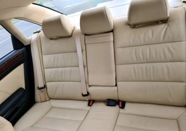 AUDI A6 Limousine 