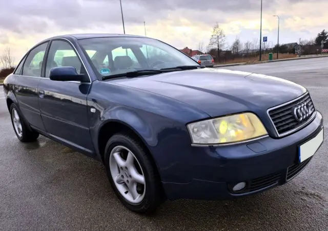 AUDI A6 Limousine 