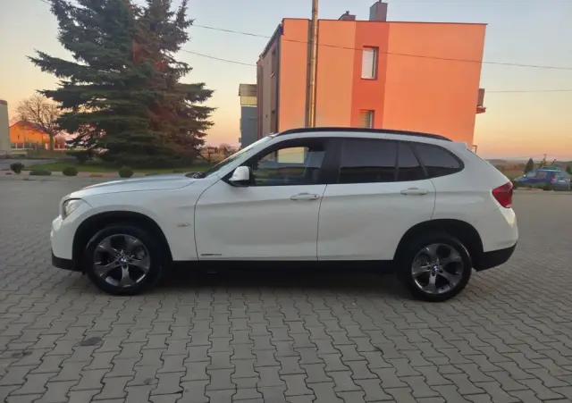 BMW X1 SDrive18d