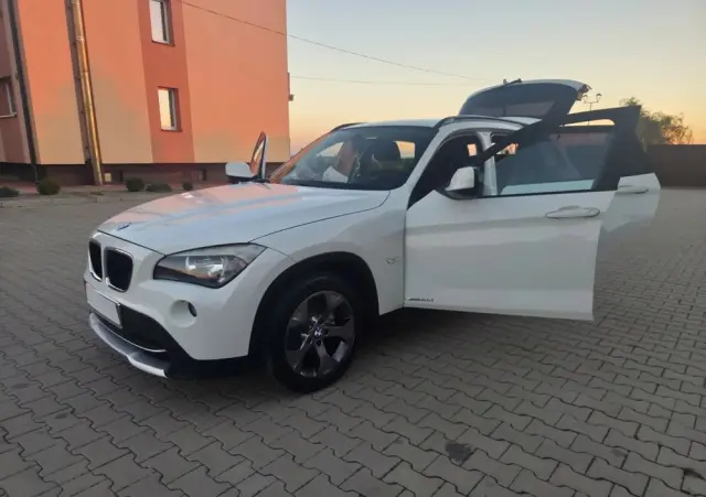 BMW X1 SDrive18d