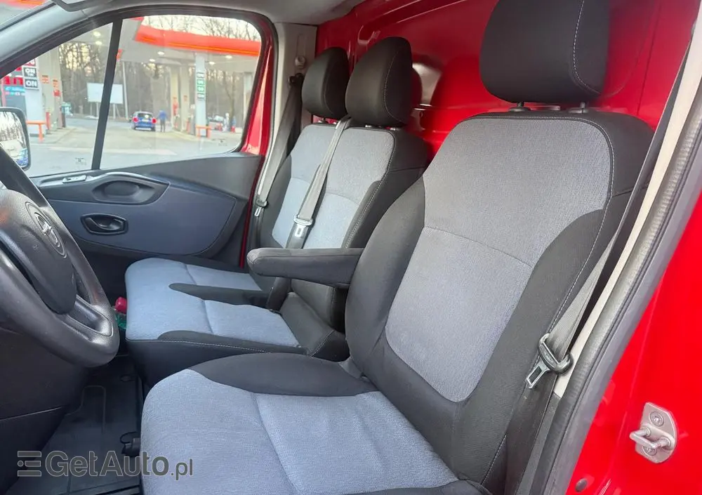 OPEL Vivaro 