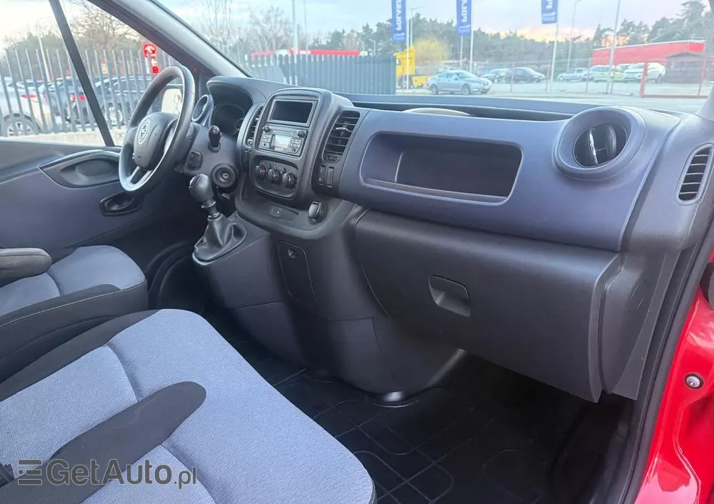 OPEL Vivaro 