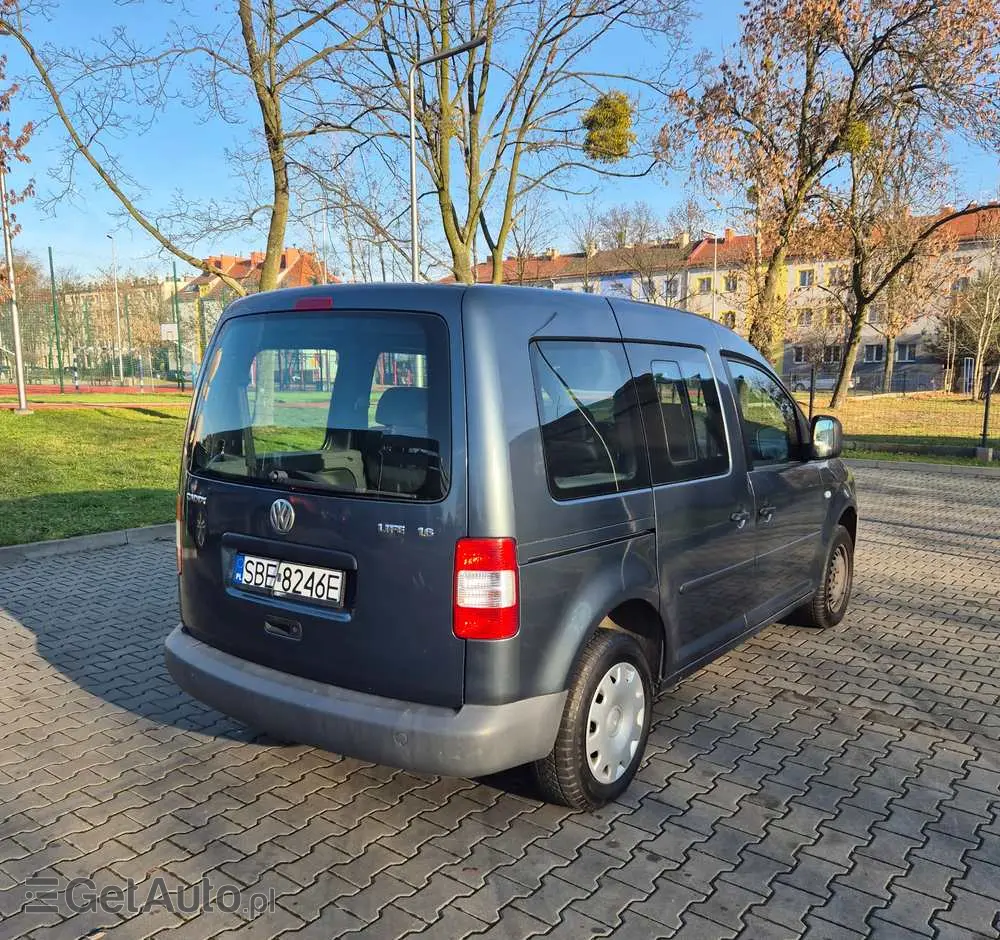 VOLKSWAGEN Caddy Life
