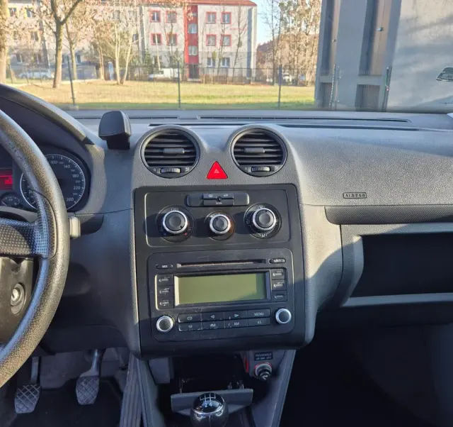 VOLKSWAGEN Caddy Life