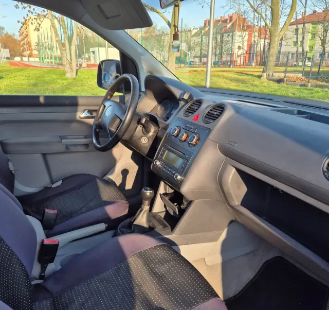 VOLKSWAGEN Caddy Life