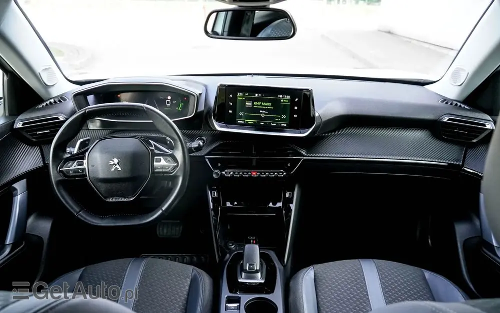 PEUGEOT 2008 BlueHDi 130 EAT8 Allure Pack