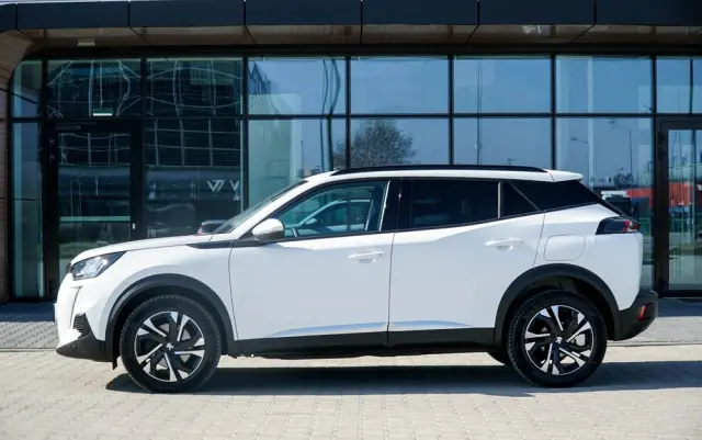 PEUGEOT 2008 BlueHDi 130 EAT8 Allure Pack